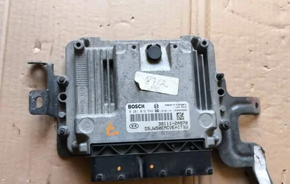 KIA Ceed Engine control unit/module 0281019544 391112A970