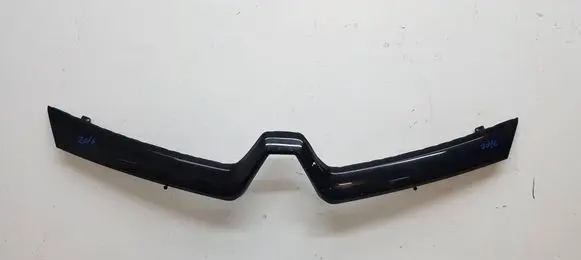 Renault Captur Front grill 623820592R