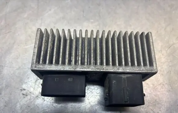Nissan Qashqai Glow plug pre-heat relay 8200558438A