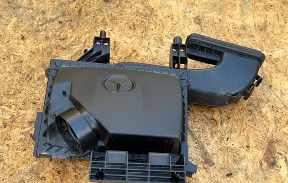 Mercedes-Benz Sprinter W907 W910 Air filter box FP7025 1149197XX