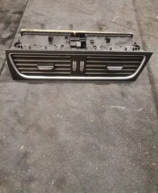 Audi A4 S4 B8 8K Dash center air vent grill 8T2820951D