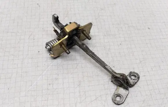 Fiat Ulysse Front door check strap stopper