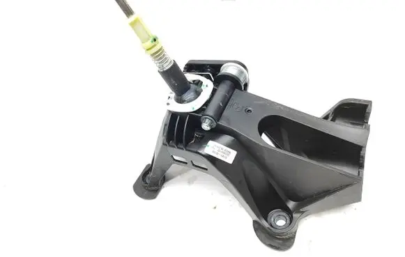 Mazda CX-30 Gear shifter/selector DFR546100 20220411D