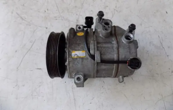 KIA Sorento Air conditioning (A/C) compressor (pump)