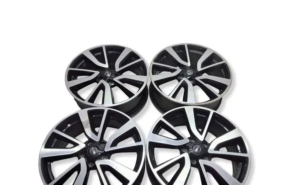 Nissan X-Trail T32 R19 alloy rim 