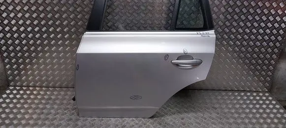 BMW X3 E83 Rear door S26378692