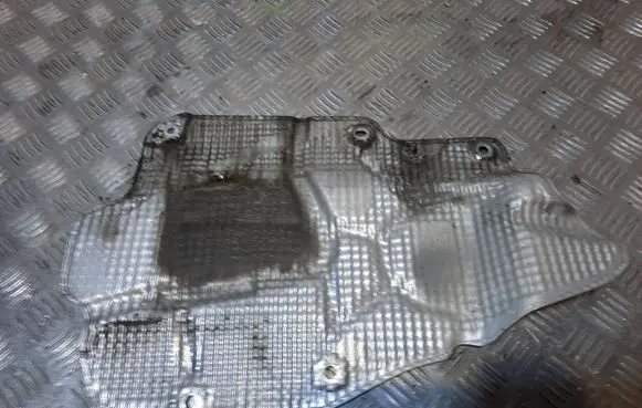 Porsche Cayenne (92A) Heat shield in engine bay 7P5825616B 7P5825616