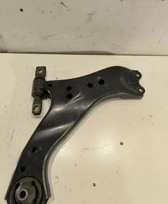 Toyota RAV 4 (XA50) Front lower control arm/wishbone