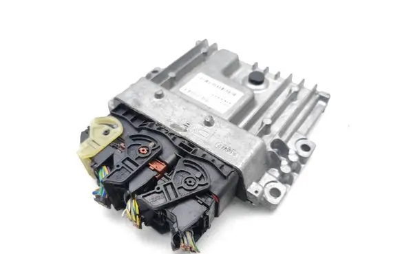 Ford Mondeo MK IV Engine control unit/module BG9112A650RJ 28334095