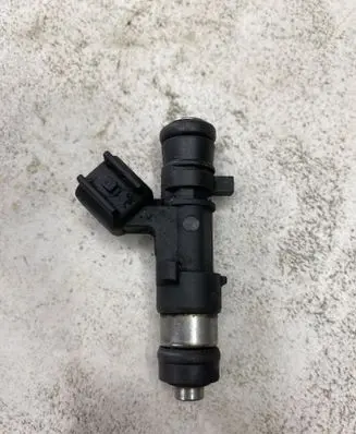 Volvo V50 Fuel injector 8653891 0280158096