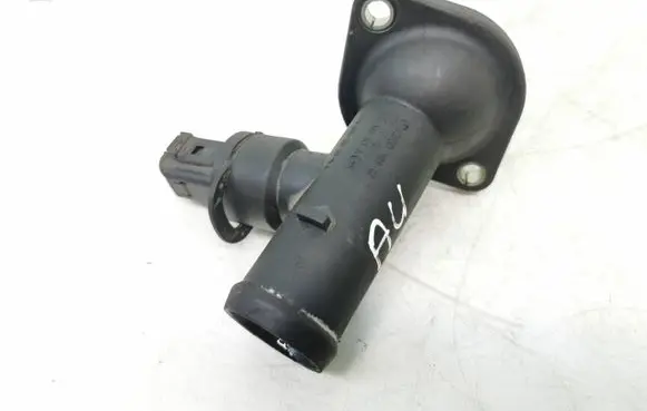 Volkswagen PASSAT B6 Engine coolant pipe/hose 03L121121A 03G121121D 06a919501a