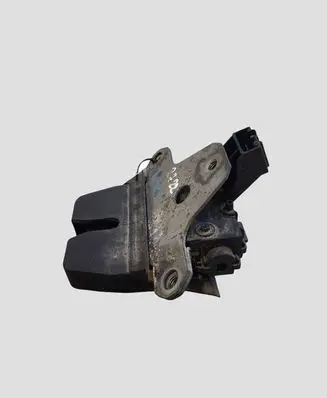 Ford Focus Tailgate/trunk/boot lock/catch/latch 8M51R442A66 01041155002