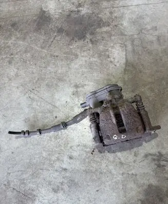 Rear brake caliper