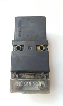 Coolant fan relay
