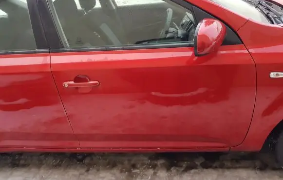 KIA Ceed Front door