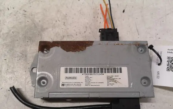 Jaguar XF X250 HiFi Audio sound control unit 8X2314D212AA 15131245