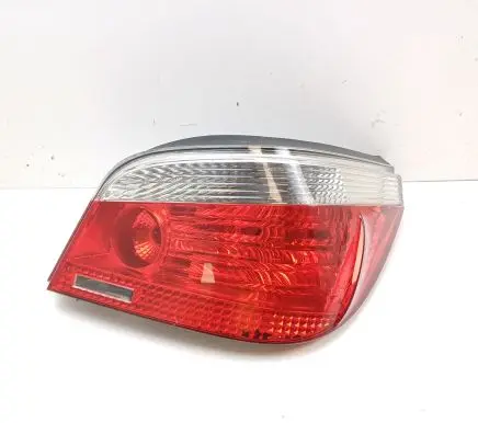 BMW 5 E60 E61 Rear/tail lights 6910768