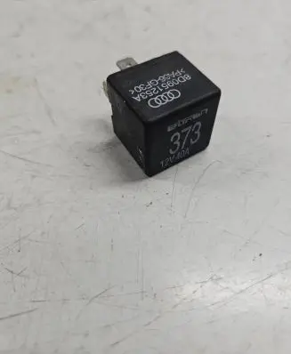 KIA Sorento Other relay 8D0951253A