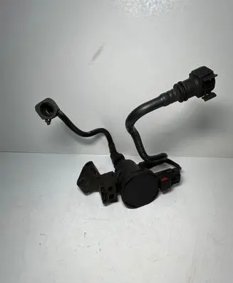 Mercedes-Benz GLC X253 C253 Fuel tank valve A0004760600 1878AR60005