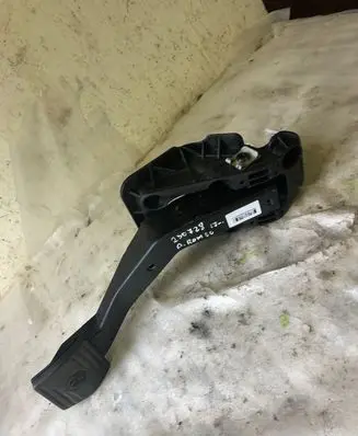 Alfa Romeo Giulia Brake pedal 00505436200