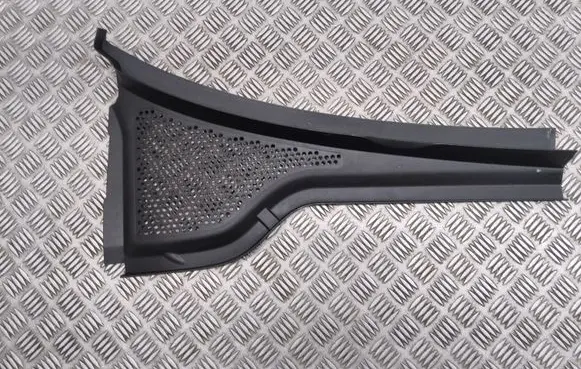 Volkswagen Golf VII Wiper trim 5C1819404B