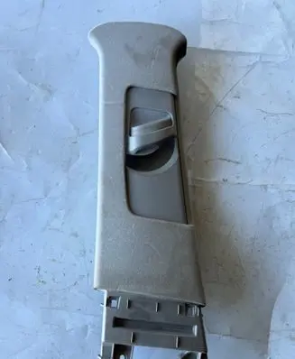 Toyota Prius (NHW20) (B) pillar trim (top) 6242047030 6242047040