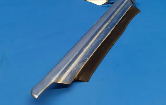 Volvo 760 Rear side glass trim 