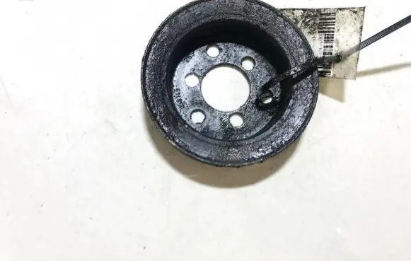 Audi A6 S6 C4 4A Water pump pulley 058145255