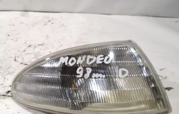 Ford Mondeo MK II Front indicator light 084311504RF