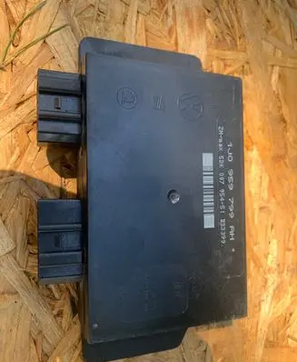 Volkswagen PASSAT B5.5 Comfort/convenience module 1C0959799AH
