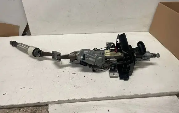 Steering wheel axle set