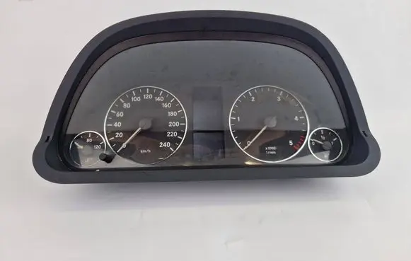 Mercedes-Benz A W169 Speedometer (instrument cluster) 1031098100 532789