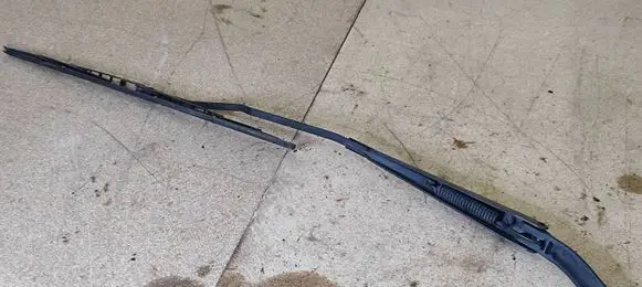 Volvo S60 Front wiper blade arm 8624246 SP8624269