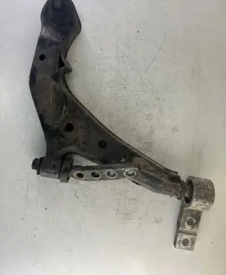 Nissan Almera Tino Front lower control arm/wishbone