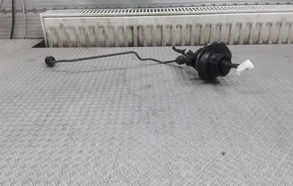 Ford Focus Clutch master cylinder 3M517A543