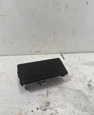 BMW 5 E34 Glove box 51161849472