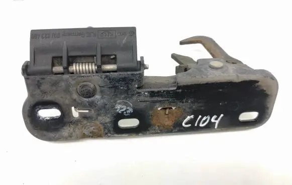 Volkswagen Golf V Engine bonnet/hood lock/latch loop/hook 1K0823480