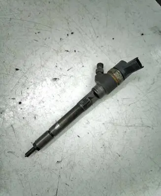 Hyundai Tucson JM Fuel injector 3380027400