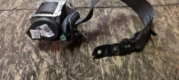 Volvo XC90 Third row seat belt 8626731