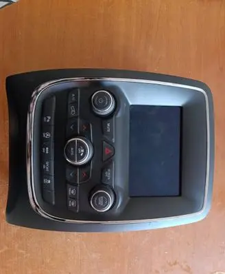 Dodge Durango Radio/CD/DVD/GPS head unit P68428492ad