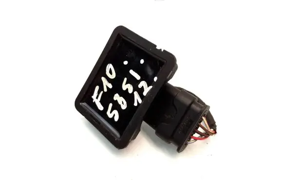 BMW 5 F10 F11 Fuel temperature sensor 7274148 19343810