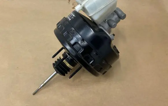 Jaguar XF X250 Brake booster 8X232B195 03774725324