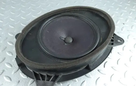 Subaru Outback (BS) Front door speaker 86301AL000