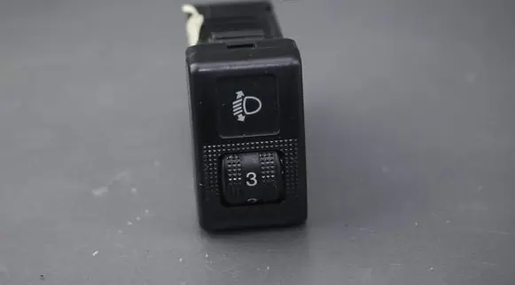 Mazda 2 Headlight level height control switch D397666F0