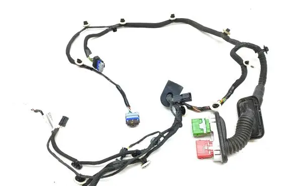 Peugeot 208 Front door wiring loom 9834118380 0R0401
