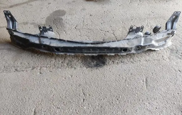 BMW X5 E53 Front bumper cross member