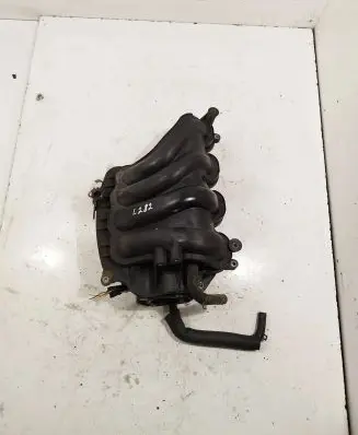 Hyundai ix20 Intake manifold 30025228A