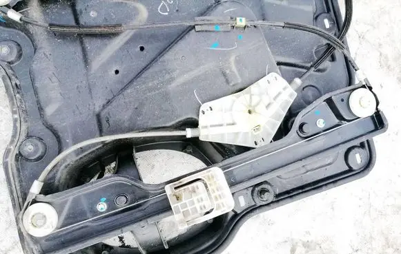 Dodge Journey Sliding door window regulator with motor 