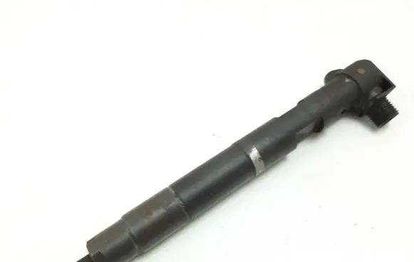 Mercedes-Benz E W212 Fuel injector