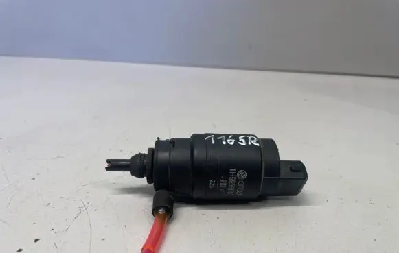Volkswagen Transporter - Caravelle T4 Windscreen/windshield washer pump 1H5955651